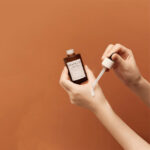 -سرم تسکین دهنده و تقویت کننده سنتلا پروبیو سیکا اسکین ۱۰۰۴Skin1004-Madagascar-Probio-Cica-Intensive-Ampoule-50ml